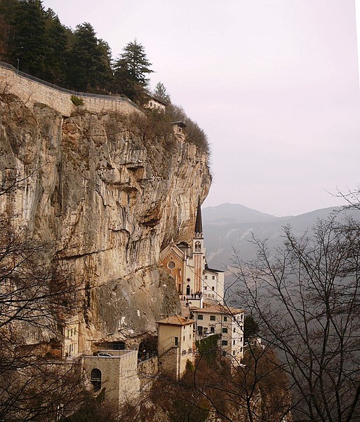 Madonna della Corona