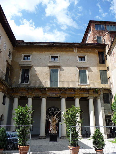 Palazzo Valmarana