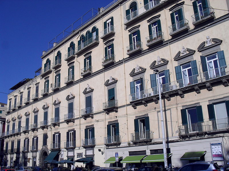 Palazzo Ravaschieri di Satriano, Neapel