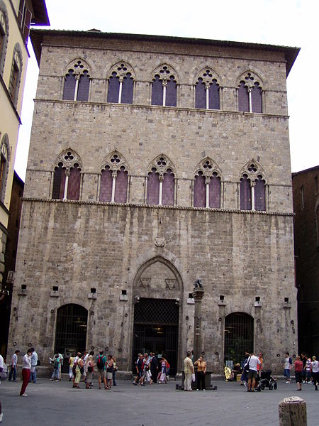 Palazzo Tolomei