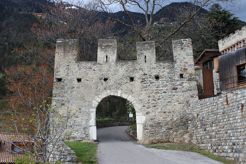 Castillo Tirol