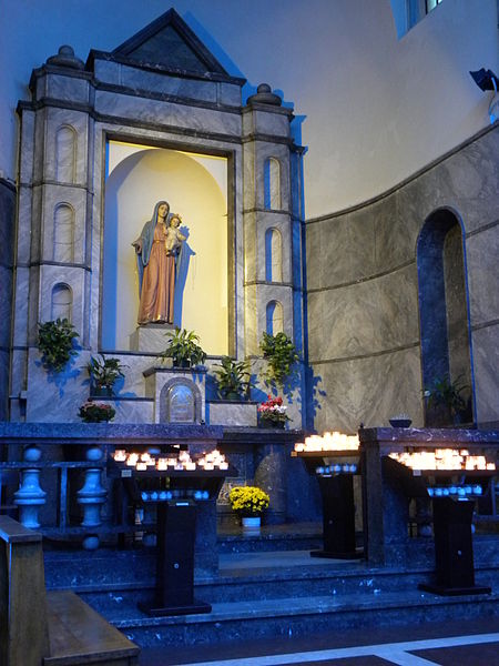 Église Santa Maria Annunciata in Chiesa Rossa