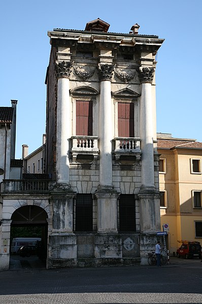 Palacio Porto de la Piazza Castello