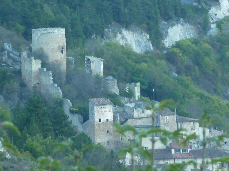 Castello di Fossa