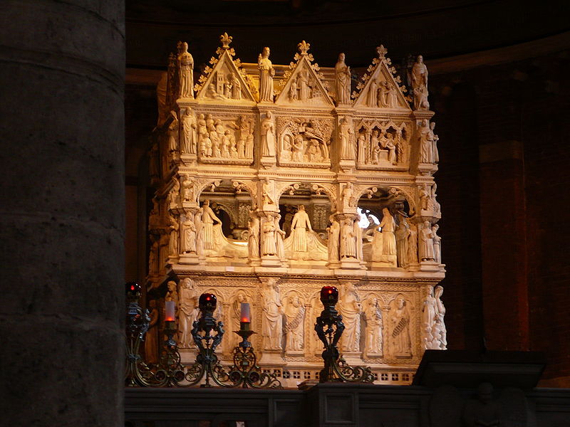 Basilique San Pietro in Ciel d'Oro