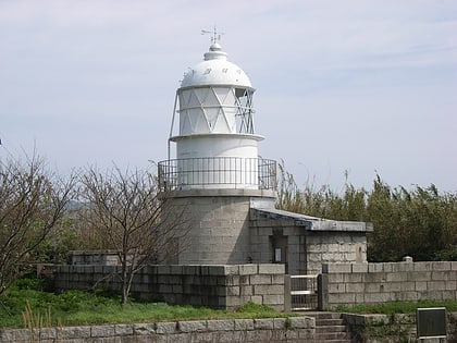 mutsurejima lighthouse shimonoseki