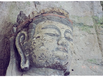 Budas en piedra de Usuki