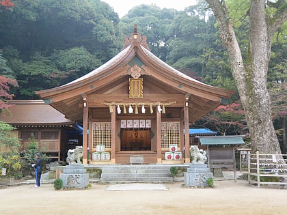 kamado jinja chikushino