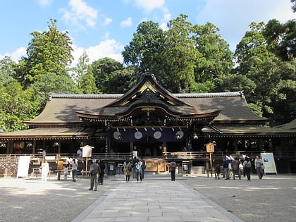 omiwa shrine sakurai