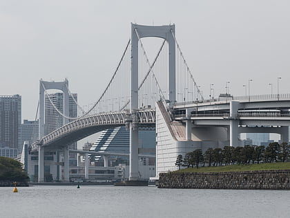 puente rainbow tokio