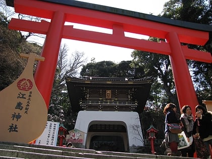 enoshima shrine fujisawa