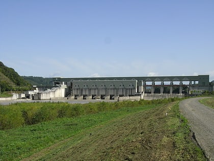 nibutani dam biratori