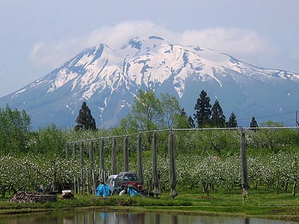 mount iwaki quasi park narodowy tsugaru