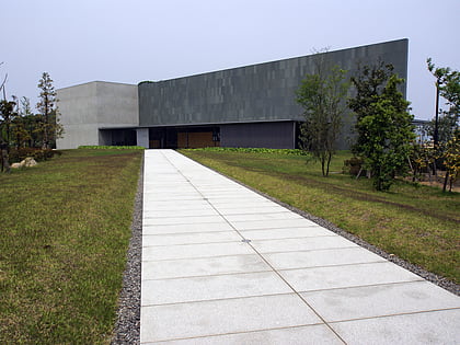 Higashiyama Kaii Seouchi Art Museum