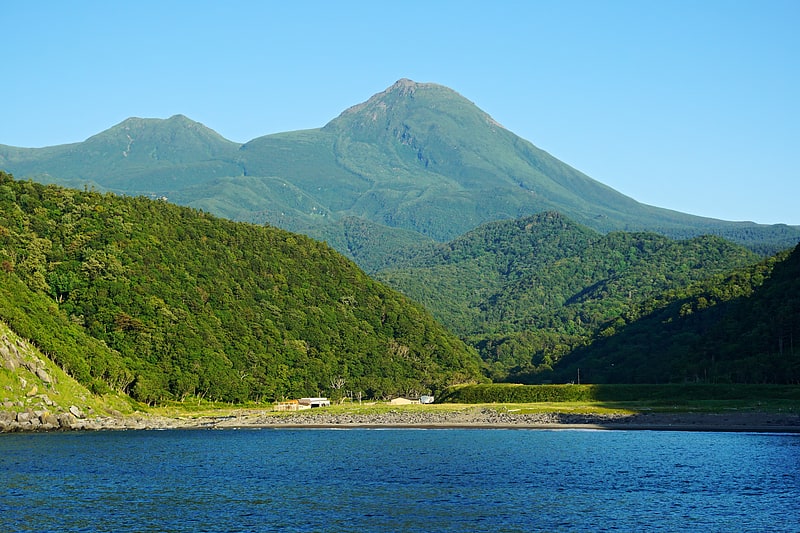 mount rausu park narodowy shiretoko