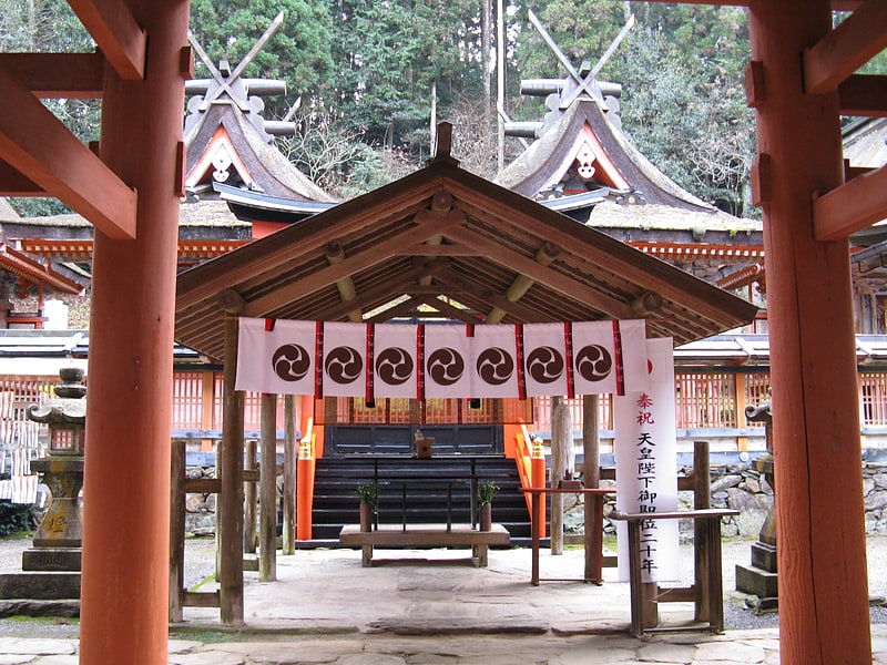 niutsuhime jinja katsuragi