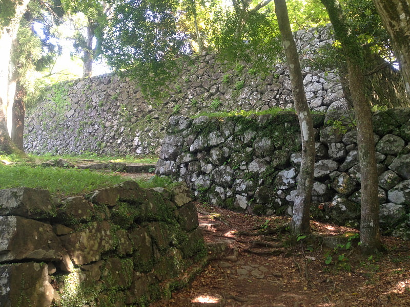 saiki castle