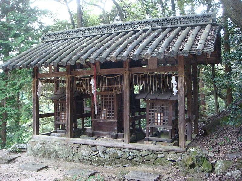 Hakusan Jinja Shrine