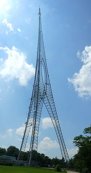 Stahlfachwerkturm