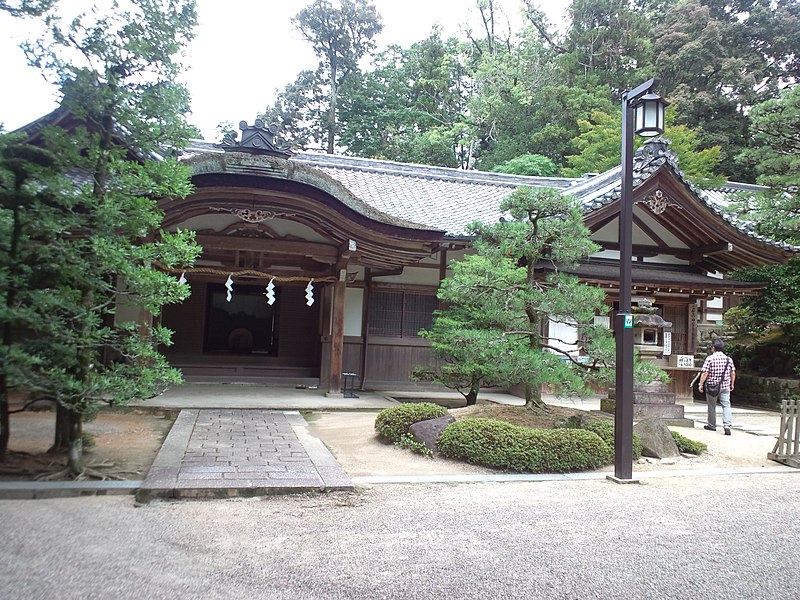 Isonokami-jingū