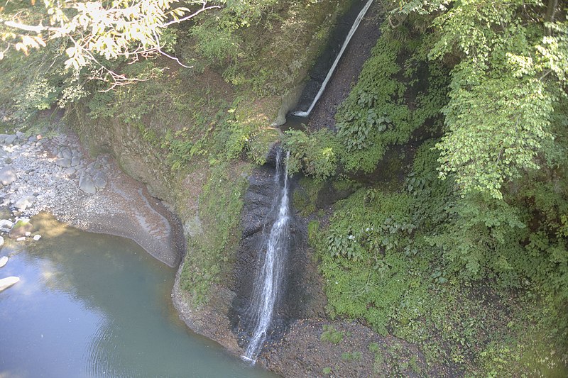 Agatsuma Gorge