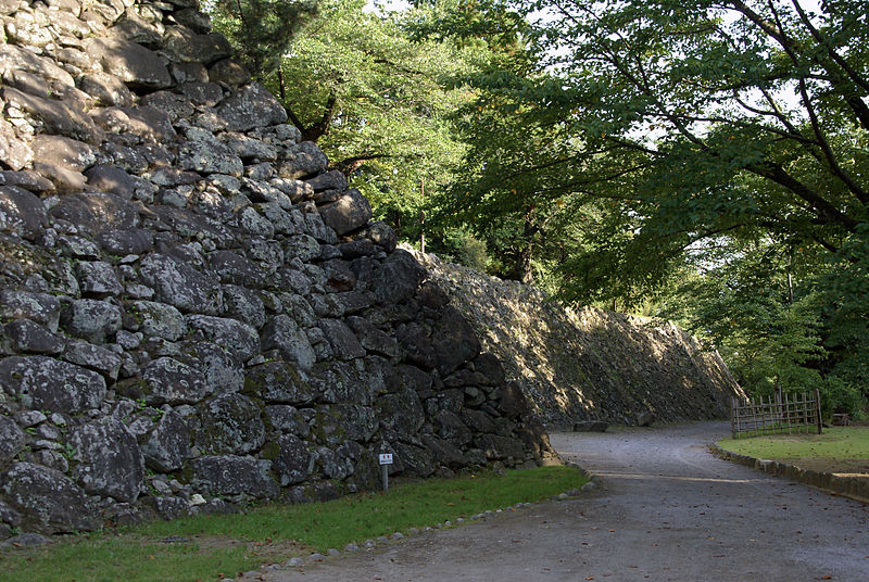 Komoro Castle