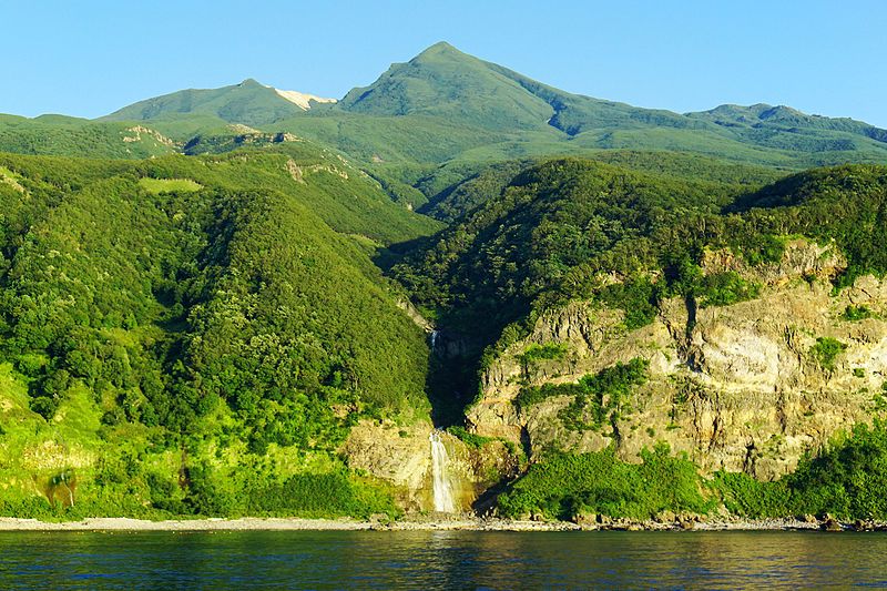 Mount Iō