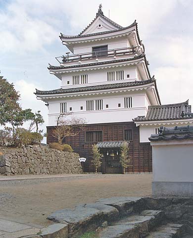 Hirado Castle