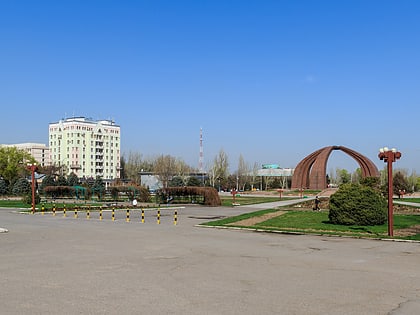 victory square bischkek