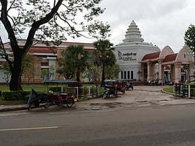 angkor national museum siem reab