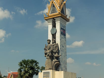 cambodia vietnam friendship monument nom pen