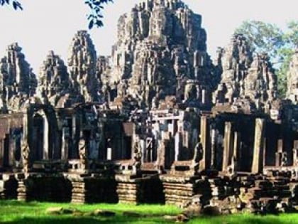 cambodiaglorytour com siem riep