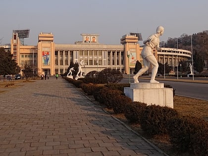 stade kim il sung pyongyang