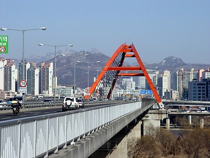 seogang bridge seul