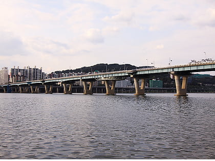 gwangjin bridge seul