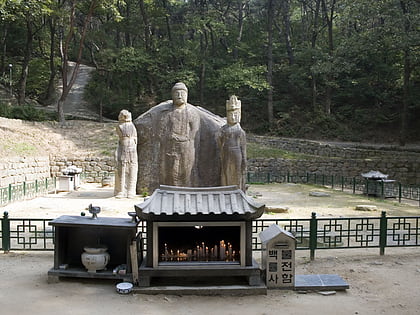 baengnyulsa gyeongju