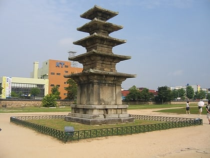 five storied stone pagoda of jeongnimsa temple site district de buyeo