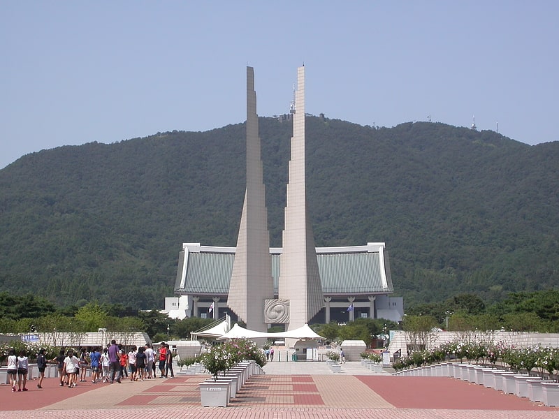 independence hall of korea cheonan