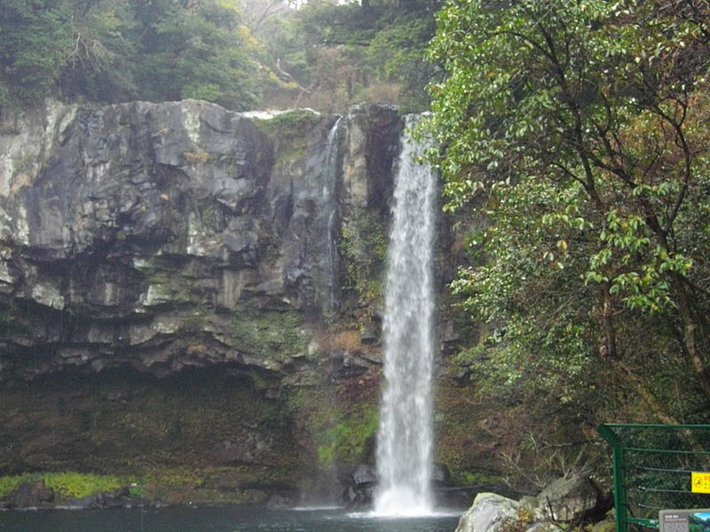 Cheonjiyeon Waterfall
