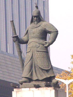 Statue of Admiral Yi Sun-sin