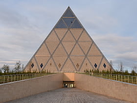 Pyramide des Friedens und der Eintracht