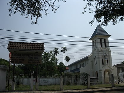 sacred heart cathedral vientiane