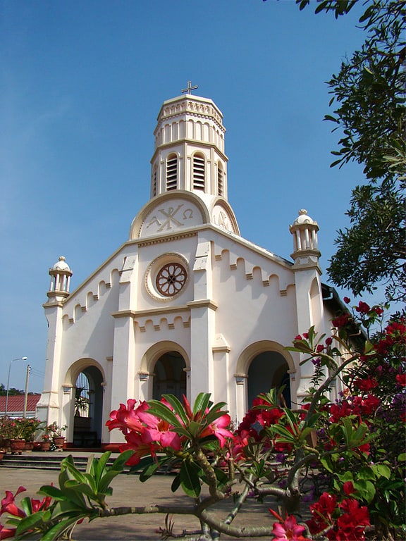 co cathedral of st therese savannakhet