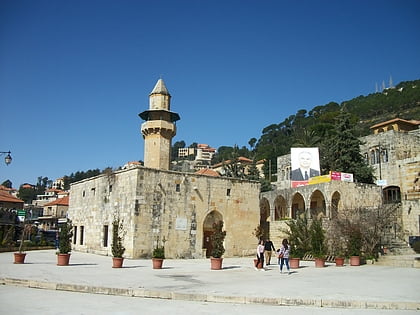 fakhreddine mosque dajr al kamar