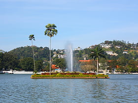 Lago Kandy