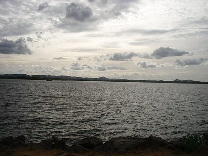 parakrama samudra polonnaruwa