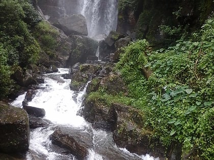 devathura falls nuwara elija