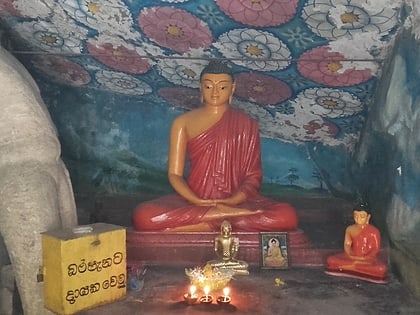 samanabedda cave temple