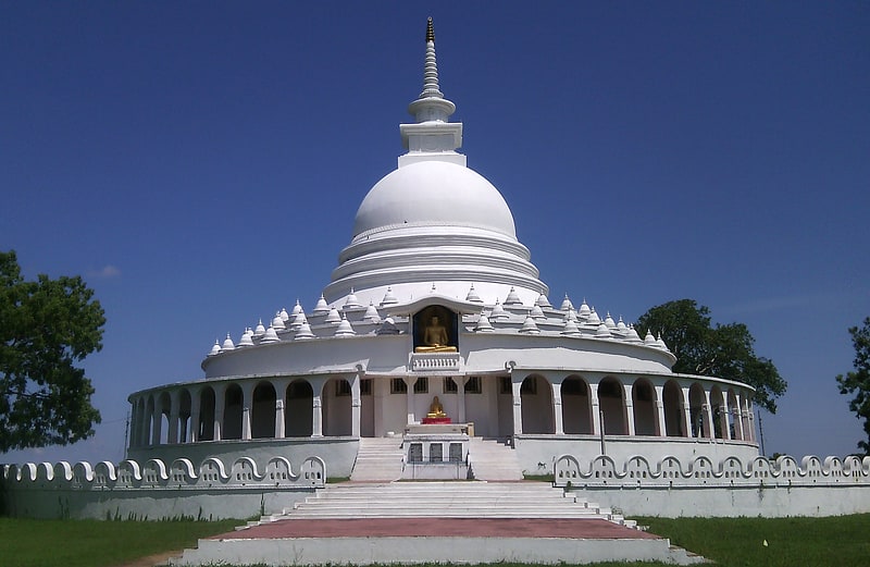 peace pagoda ampara