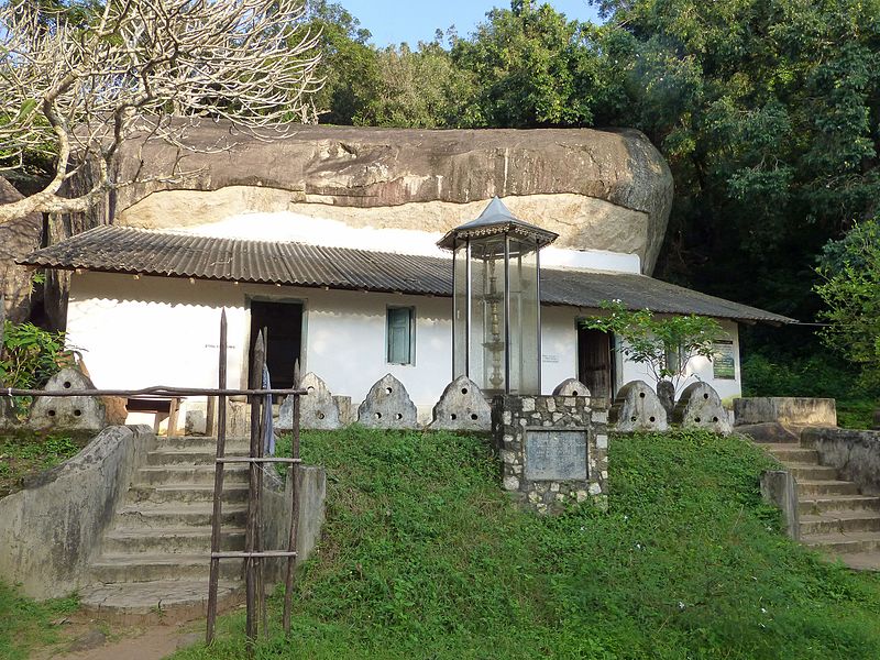 Pidurangala Vihara